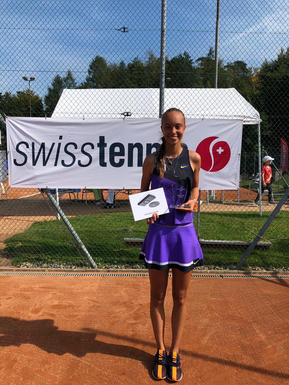Die Moskauerin Anna Semenova belegt den 2. Platz beim ITF Juniors in der Schweiz!