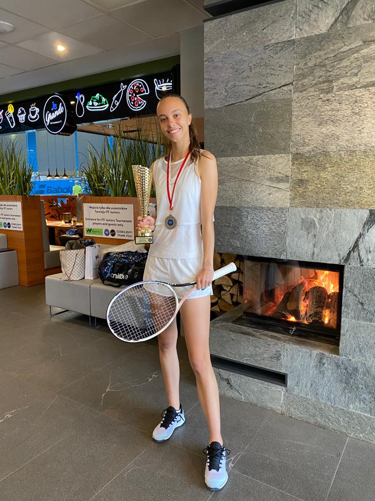 Анна Семенова заняла 2ое места на турнире ITF U18 в Польше, Пщина(Pszczyna).